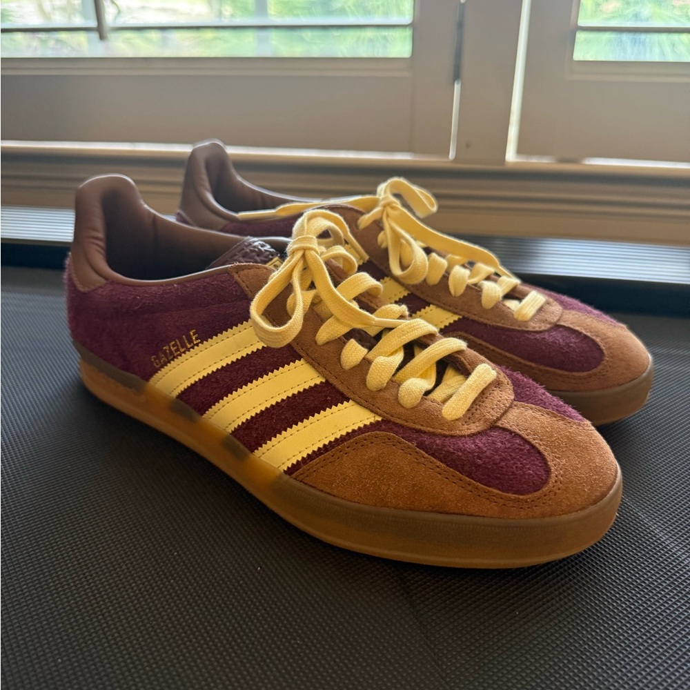 Adidas Gazelle Men's Sneakers - Maroon, Yellow, and Brown